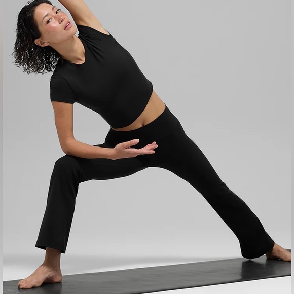 ALO Yoga ALO Softsculpt High-Waist 7/8 Bootcut Legging size...